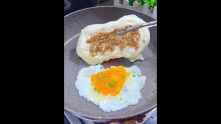 不揉面不擀面不醒面，早起几分钟就能做好的肉蛋饼，做法简单，好吃又营养#早餐饼 #妈呀太香了 #肉蛋饼