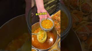 3倍流头蟹黄面 297元一份，店员说:你是第一位这么吃蟹黄面的…… #街边小吃 #街头美食 #路边摊 #chinastreetfood #streetfood #chinafood #shorts