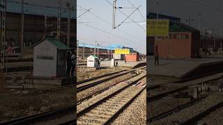 Public 👀❤️‍🔥😱 #stunt #video #viral #shorts #motivation #public #reactions #traintravel #traintravels