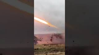 冰雹火箭弹刨地 #бахмут #military  #зсу #automobile  #army