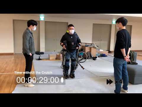 Wearable Robot Standing without Any External Support for 1 Minute!