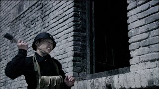 日軍特種兵刺殺行動被八路軍發現！眼看任務失敗，日軍隊長直接向屋內亂扔手榴彈！