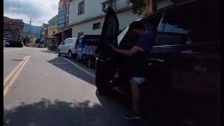 叭你，不是叫你開車門誒，這種不能檢舉真的是噁心