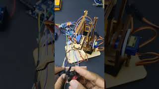 Simple DIY Robotiic Arm you can build.  @ligience #arduino #robotics #diy #engineering #roboticarm