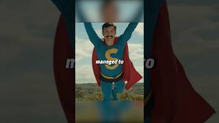 He discovered the abilities of a superhuman (Superlopez 2018)😳😅