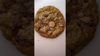 Cooking with curves cookie shop #reels #foodie #chicagofoodies #foodreview #desserts #cookies