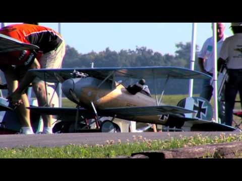 Beautiful RC Giant Scale Albatros D.V Model of Otto Hohmuth's Airplane & Near Crash
