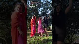 Ginalingan nina Olive, Mookie, at Emma! #shorts | Mommy Dearest