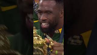 South Africa lifting their 4th Rugby World Cup title 🎉🏆🏈🇿🇦 Congratulations to the Springboks ❤🇿🇦