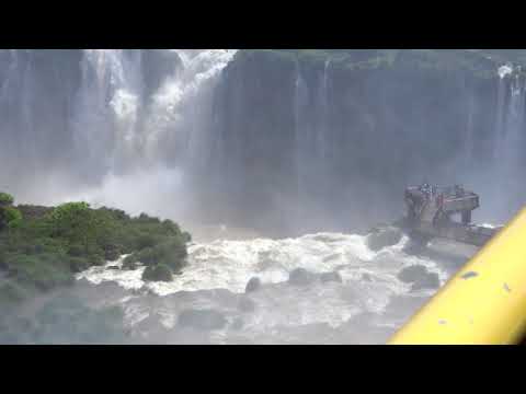 CATARATAS DEL IGUAZU   CAIDA DE AGUA