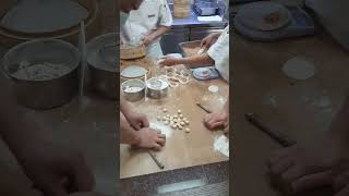 Making xlb 小籠包 #DingTaiFung #DTF #鼎泰豐