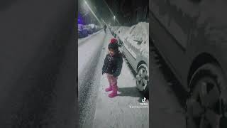 #firstsnowfallinLondon2022 🥶🥶🌨🌨🌨🌨✨❄️ #mashallah❤️#alizanaeem💖😘