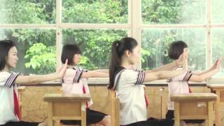 微光女孩 劉美麟『該不該長大』視頻廣告-胡說30秒