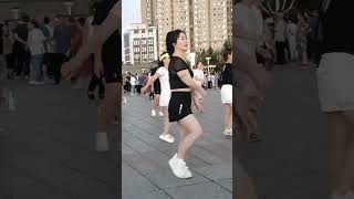 #dance #bestshuffle #fashion #dancer #trend #shuffle #cuttingshapes #shuffling #trending #dancing