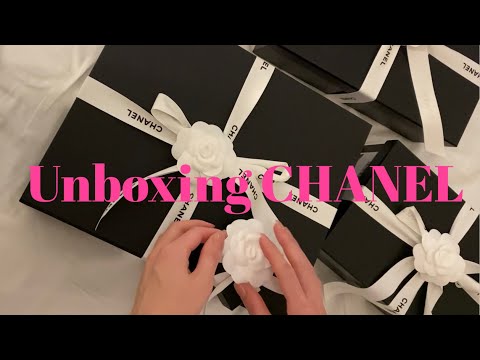 CHANEL unboxing I shopped at Coco Chanel's apartment-style store in Paris 🤍Montaigne street