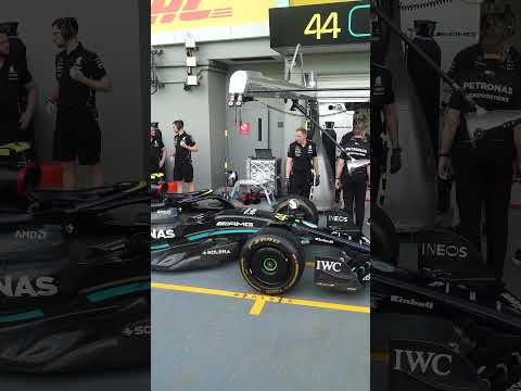 Mercedes AMG Petronas Team Pit Stop | 2023 Singapore Grand Prix | #f1singapore