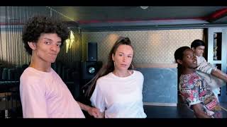 DARIM SOLOCOMBO | ARTISTIC INTELLIGENCE | ACTIVE