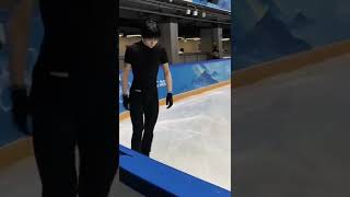 This man is an art 🎨 #iceskatingtrend  #yuzuruhanyu  #skating #iceskating #trending #skaters