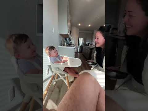 teaching her young 😂 #momsoftiktok #newmom #firsttimemom #funnyvideos #girlmom #viral