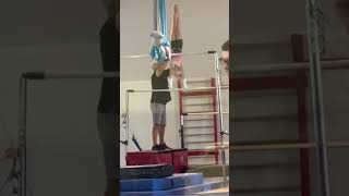 #failfriday #ff #shorts #gymnatics #gymnast #2022 #funny #fyp #fails #gymlover #giant #bars #bar
