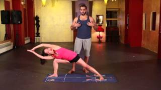 Atmananda Yoga Asana Demo - Extended Hands Side Angle (Utthita Hasta Parsvakonasana)