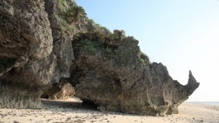 Calm Beach in Okinawa［瀬底ビーチ／沖縄］