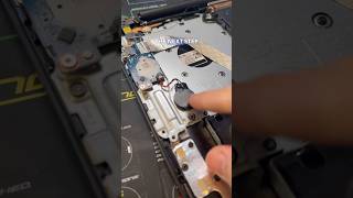 Laptop STUCK In Boot Loop! 🔁 Part 1/2 #shorts #pc #pcrepair #computerrepair #laptoprepair