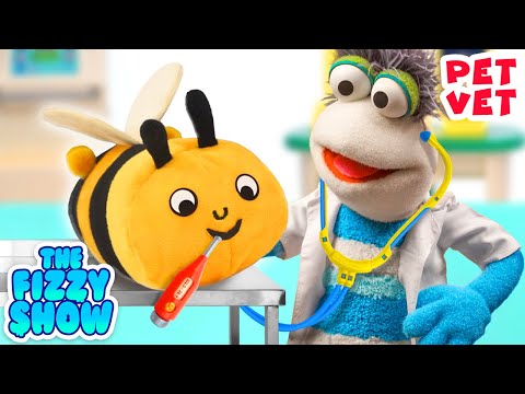 Fizzy The Pet Vet Takes Care Buzzy Bee & Learns About Honey Bees! | Fun Videos For Kids