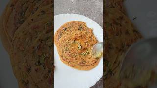 Butter Garlic Paratha #viralvideo #shortvideo #shorts #garlic #paratha #food #foodies #cookingvlog