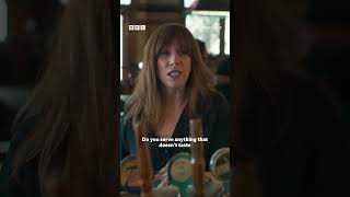 Bartender, one glass of your finest cat urine, please #QueenOfOz #iPlayer #CatherineTate