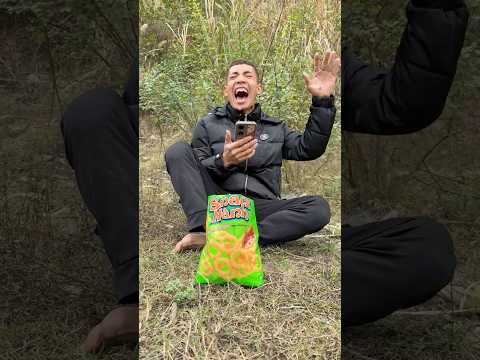 How to Seal a Chips Bag to Prevent Spills in the Wilderness | Survival Hack