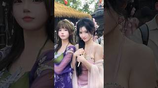 Which one should I chase? #coser #cosplay