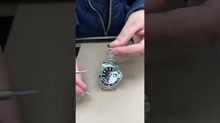 How to adjust a Rolex link