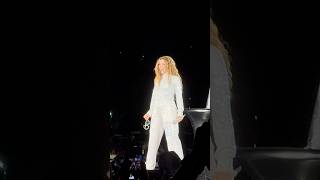 Shakira - La Fuerte