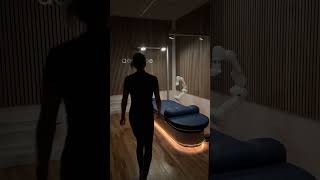 Find your zen with a robot massage #aitechnology #automation #ai #aescape #robot #relax #nycdiaries