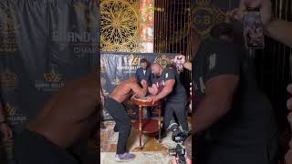 Bob Sapp vs Levan #levansaginashvili #mma #ufc #bobsapp #thegeorgianhulk #armwrestling