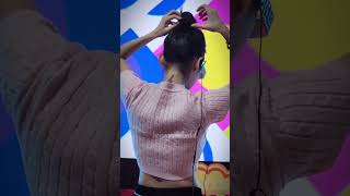 Chị ta búi tóc thôi cũng lên xu hướng =))))) @LyLy #lyly #lovely #fclylyhanoi💘 #hoanganhduidol #hoan