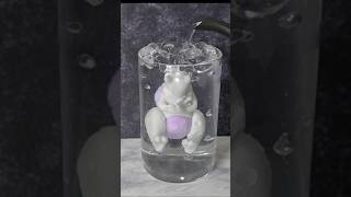水槽で眠るミュウツーを作ってみました　#shorts  　#mewtwo 　#pokemon