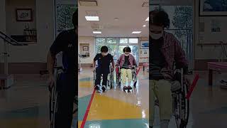 車椅子駆動練習 #shorts #リハビリ #車椅子 #漕ぐ #運動