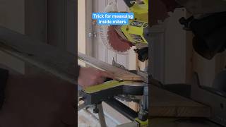 Easy way to measuring inside miters #carpentry #carpentrytools #tools #diytips #tooltips #renos #diy