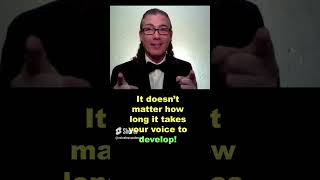 Big Mistake For Singers! #singers #vocaltips #singingtip #singer #vocaltrainer