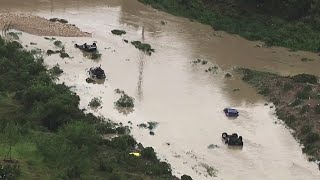 Flooding in San Antonio continues, extends death toll to 13 people