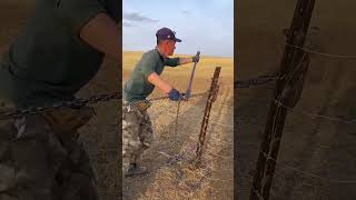 Wire fence mesh stretching process- Good tools and machinery make work easy