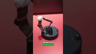Roborock Cyro Z70: Vacuum Cleaner... with ROBOT ARMS?!! #plantaform #techexpo  #roboticsinnovation