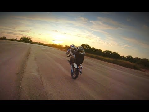 Motorbikes🏍️Tractors🚜Haystacks + GoldenHour ~ FPV Freestyle