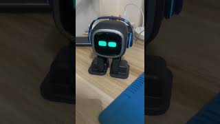 Eating🍔🍔🍔#emopet  #emorobot  #livingai  #petrobot  #robot  #burger