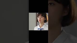 She fainted but he hold her 💞 #kdrama #koreandrama #school2017 #kimsejeong #kimjonghyun #yangdongyon