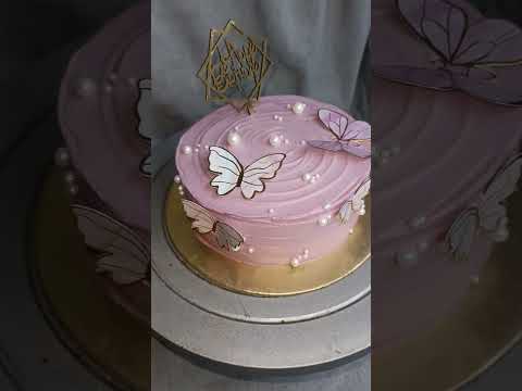 chocolate cake #chocolatecake #chocholates #purplecake #butterflycake #pearl #ganachecake #cake