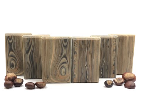 Thin line design as wood grain design
