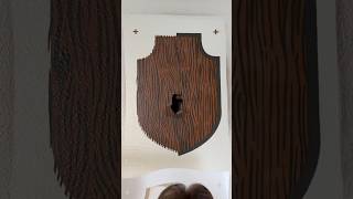 Hole in the wall becomes a movie scene!